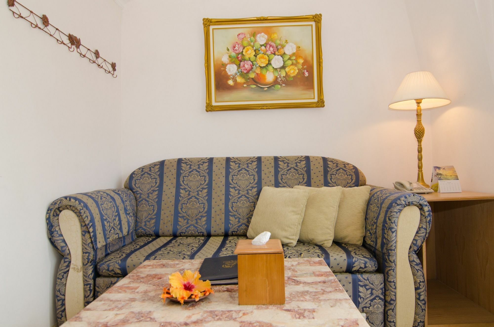 Club Bali Suites At Kota Bunga Cipanas  Exteriör bild